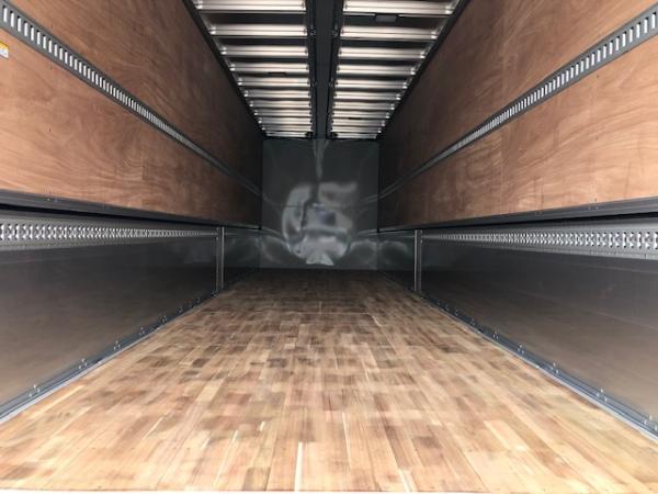 スーパーグレート