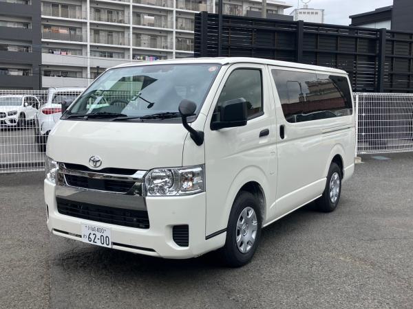 ハイエースバン